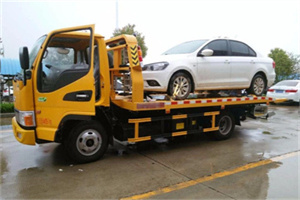 黄石附近拖车救援24小时服务热线