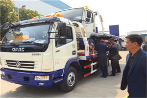 黄石汽车道路救援拖车价格